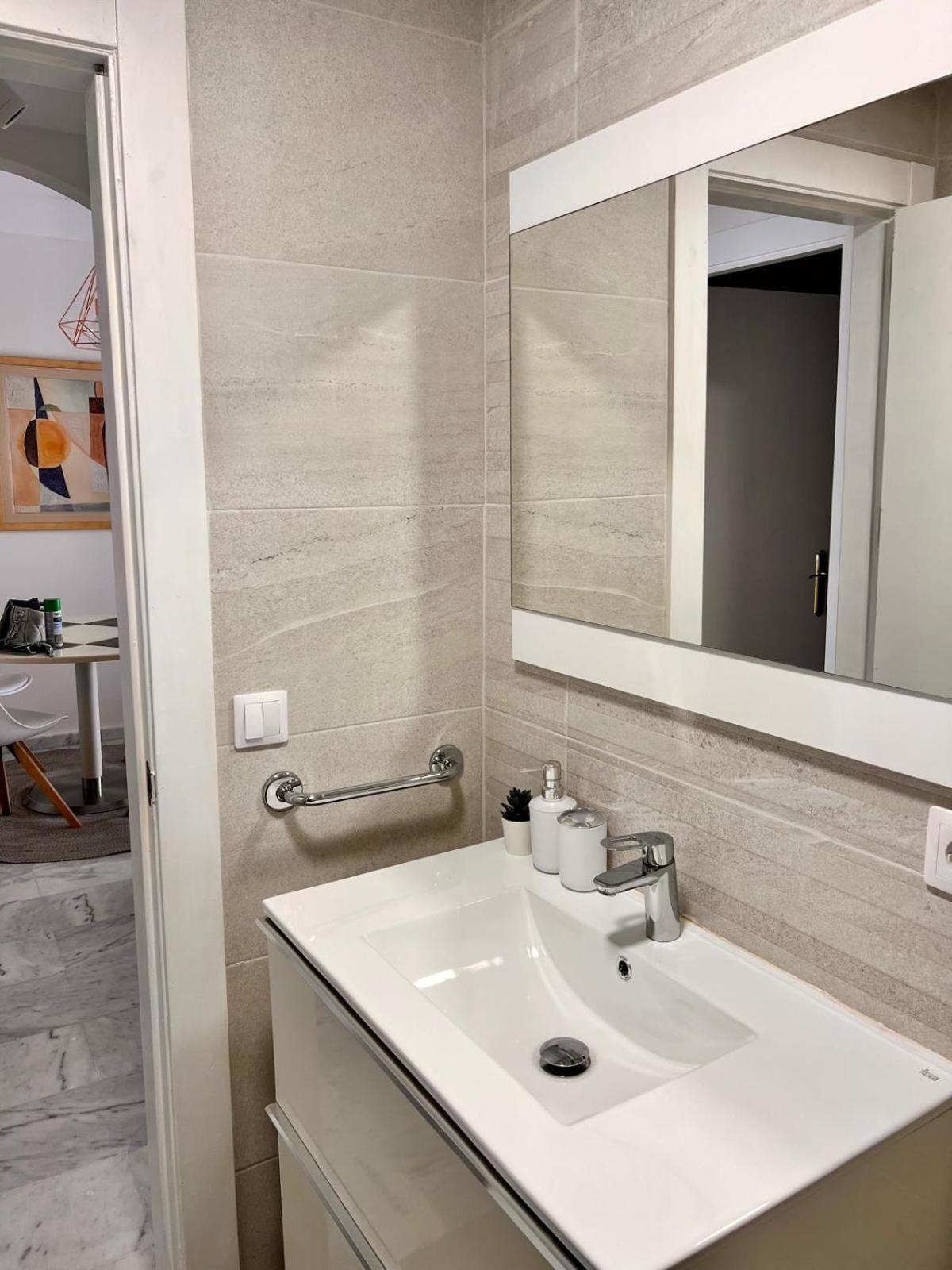 Apartment Sea Breeze - Apartamento Brisas Del Mar Benalmadena Exterior photo